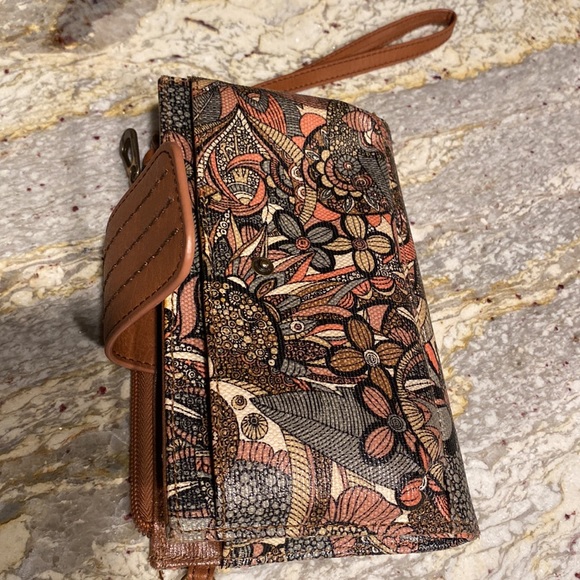 Sakroots Wristlet/Crossbody in Sienna Desert Design - Picture 6 of 8